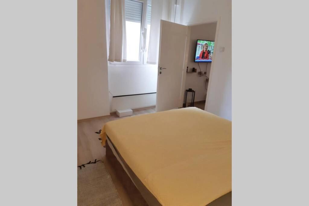 Tiny House Apartment เบลเกรด ภายนอก รูปภาพ